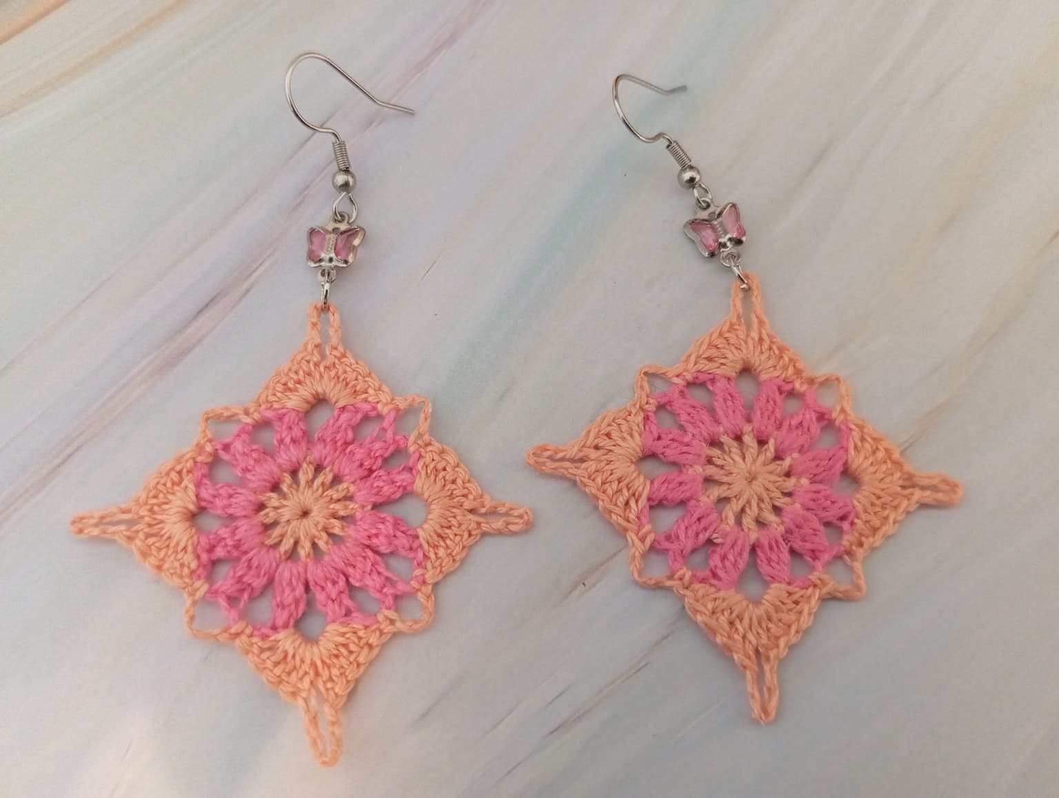 Boucle d'Oreille Rose
