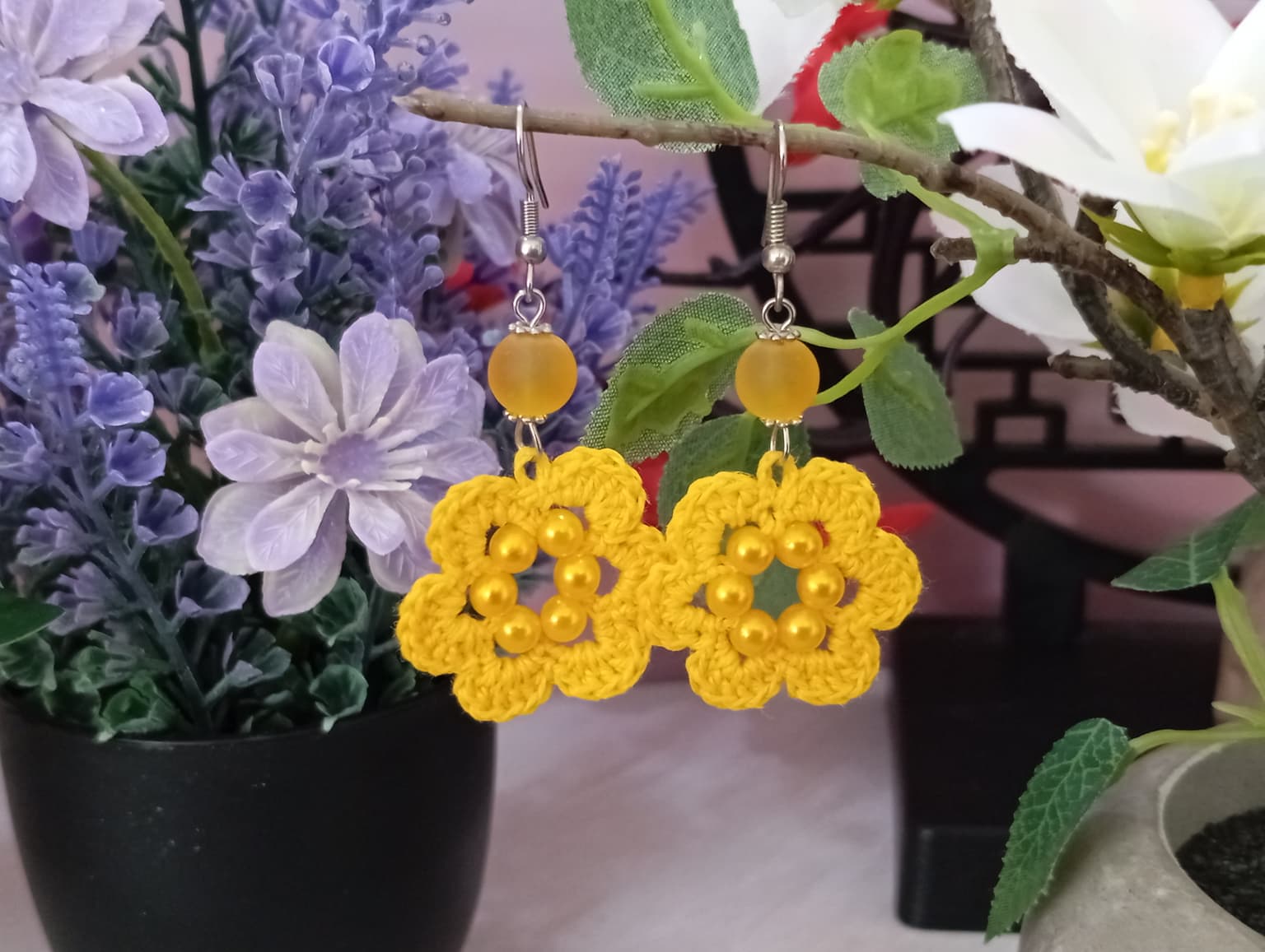 Boucle d'Oreille Jaune avec perles