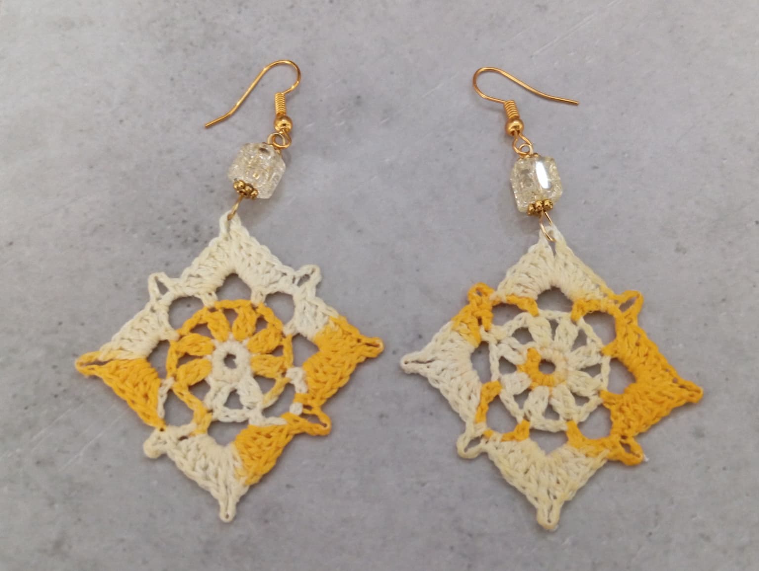Boucle d'Oreille Jaune dégradé