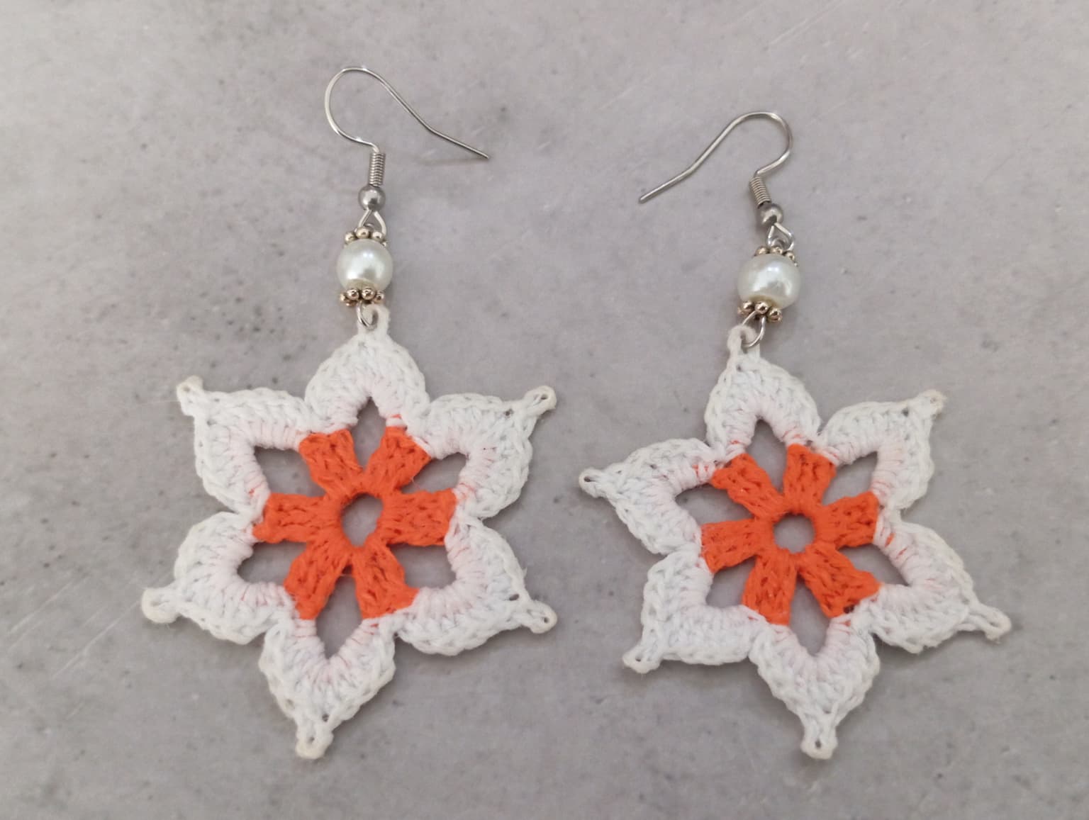 Boucle d'Oreille Blanche/Orange