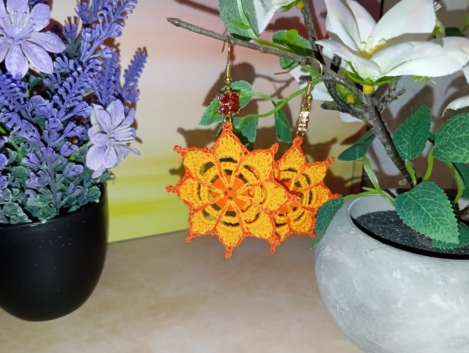 Boucle d'Oreille Orange avec bouton