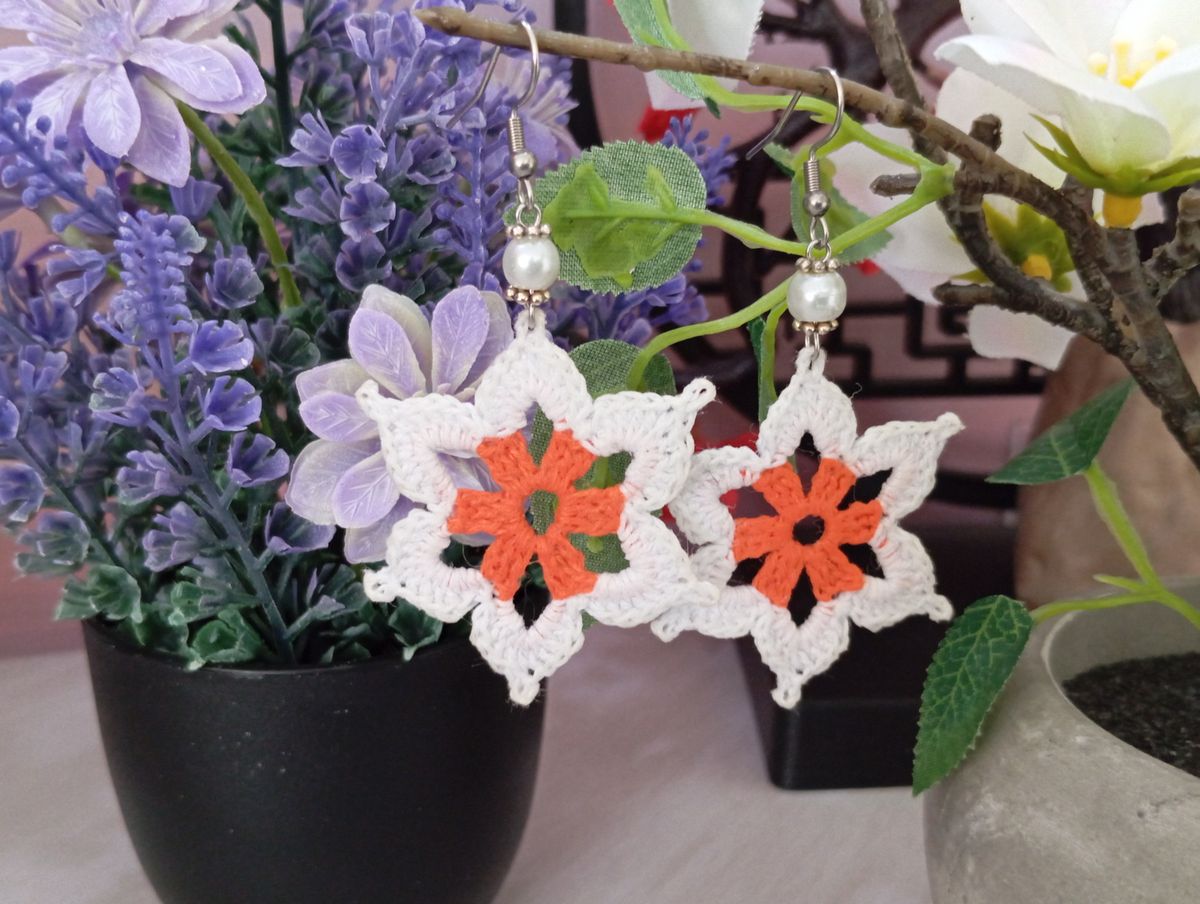 Boucle d'Oreille Blanche/Orange
