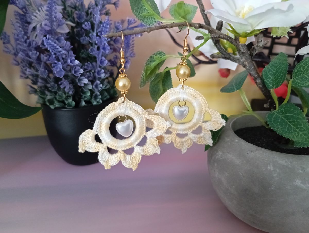 Boucle d'Oreille Jaune dégradé avec breloque