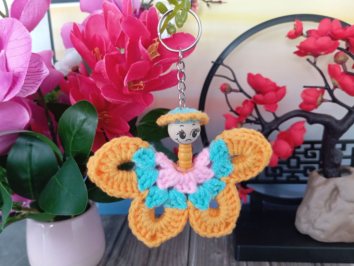 Porte clé papillon orange/vert menthe/rose