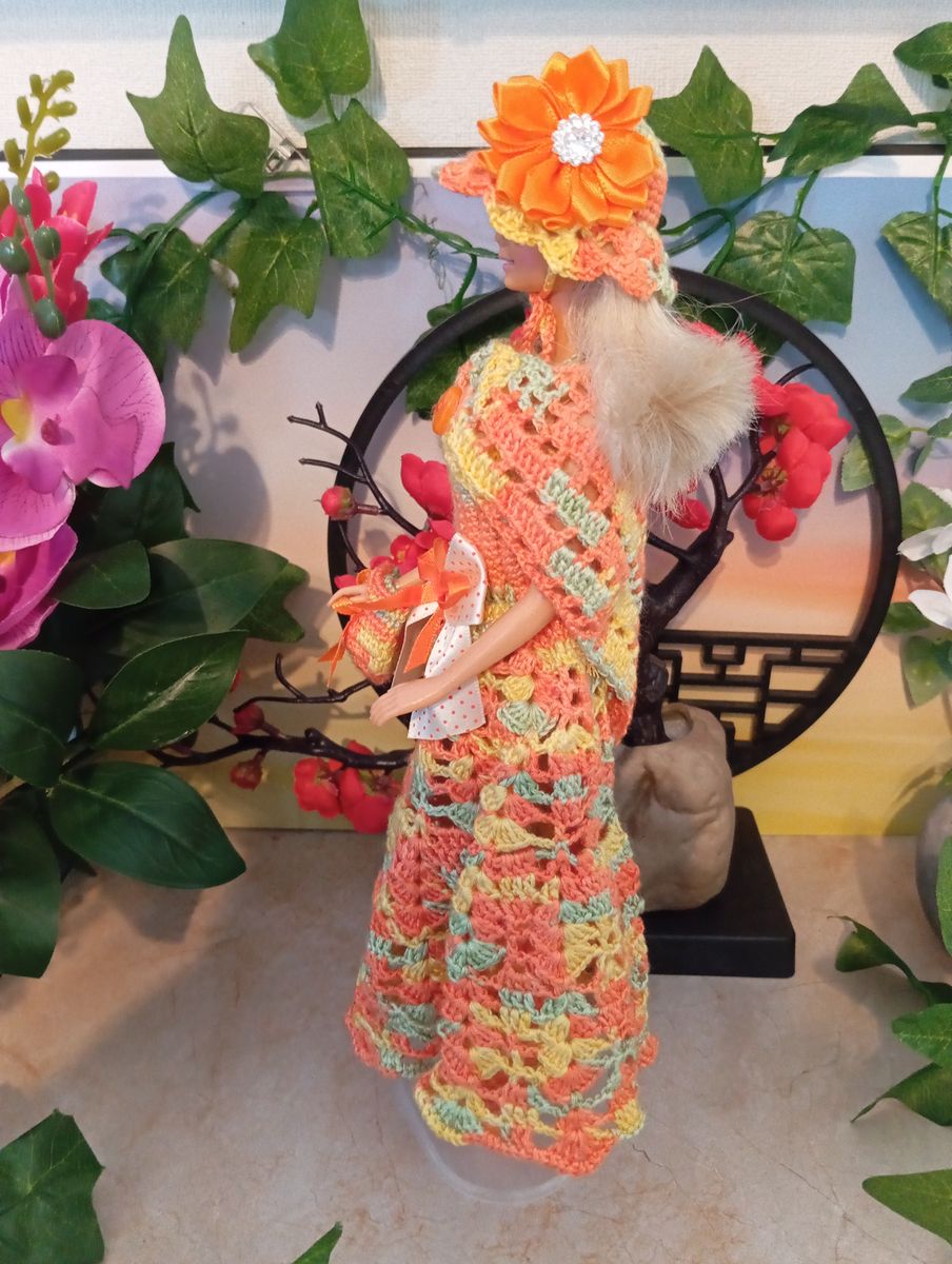 Robe longue orange/jaune/verte pour poupée type Barbie