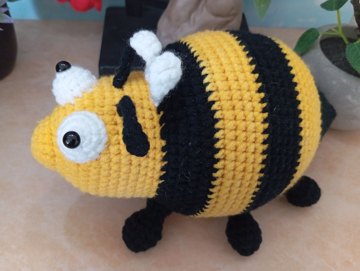 La petite abeille dodue