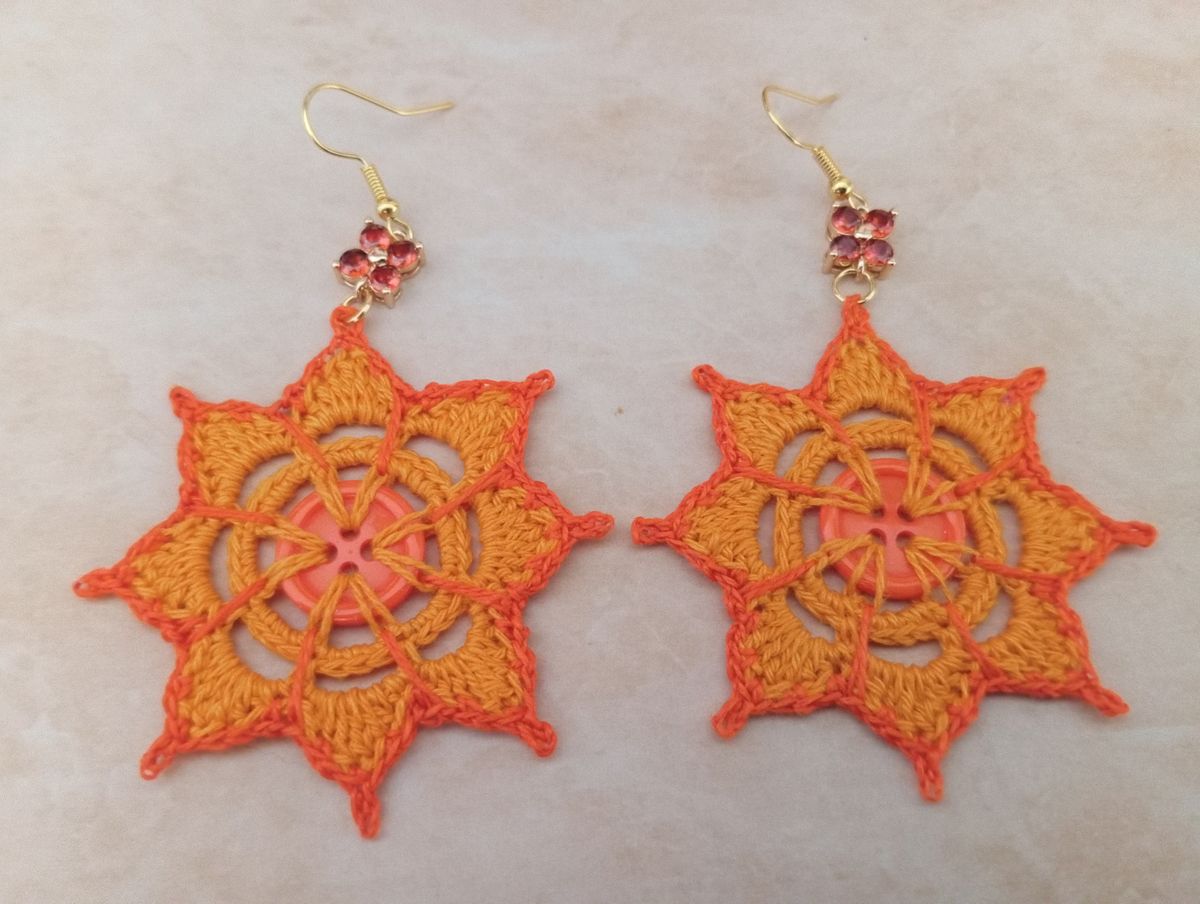 Boucle d'Oreille Orange avec bouton