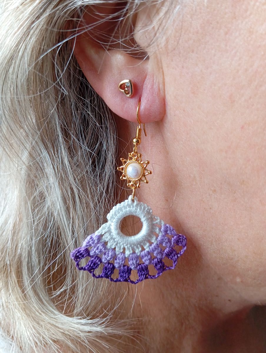 Boucle d'Oreille Blanche/Lilas