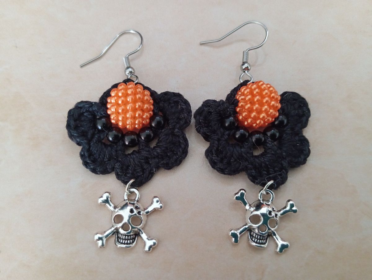 Boucle d'Oreille Halloween Noire avec perles