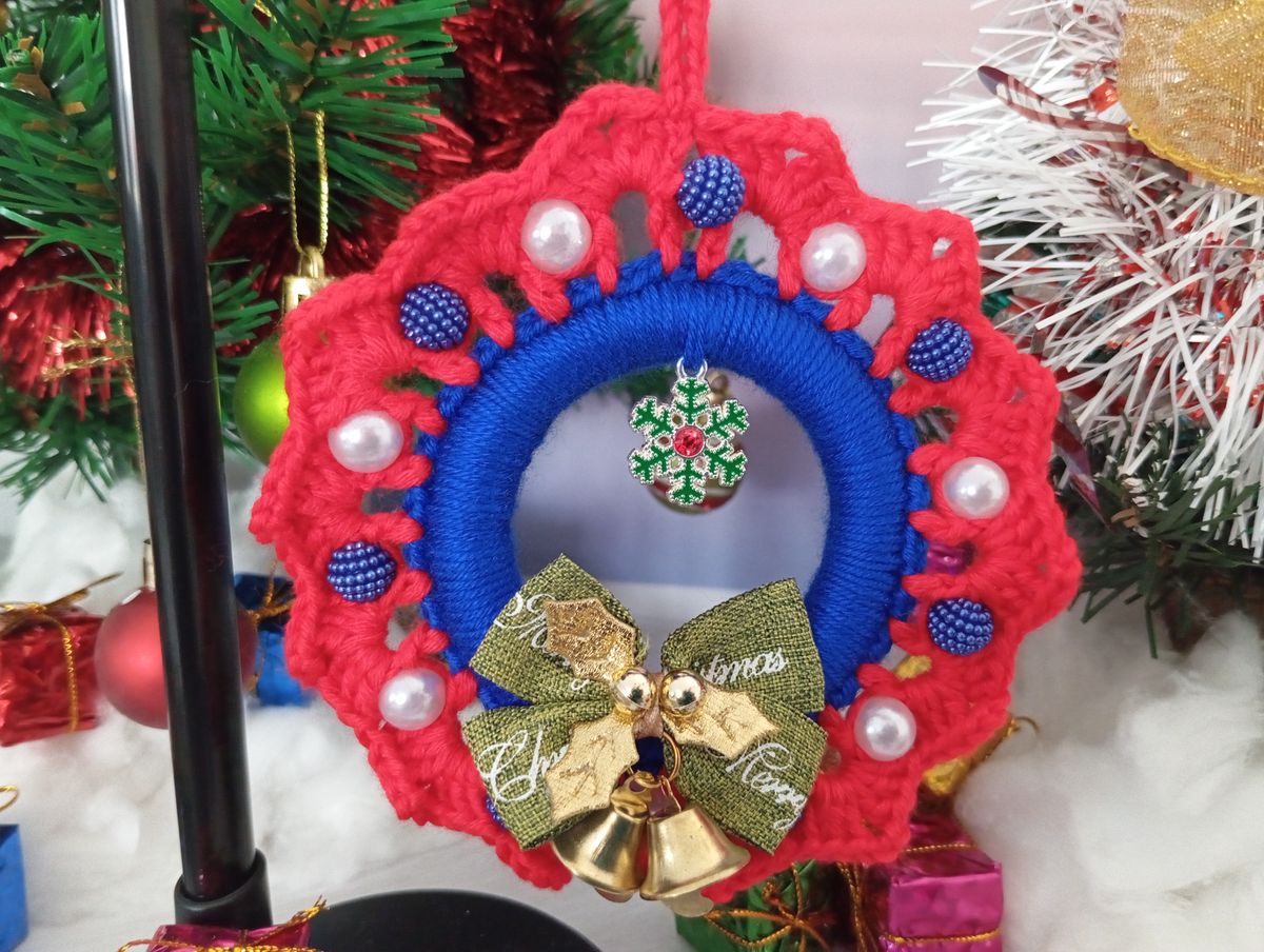Petite couronne de Noël rouge/bleue