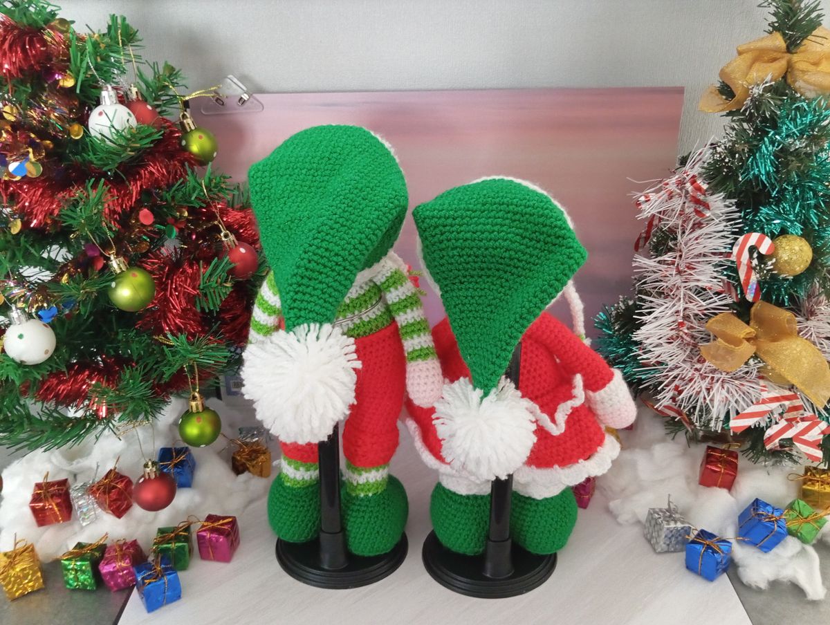 Couple de Joyeux lutins