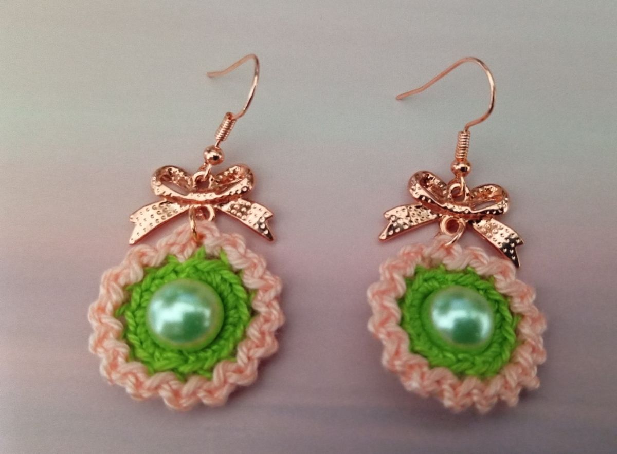 Boucle d'Oreille Rose/Verte avec perle