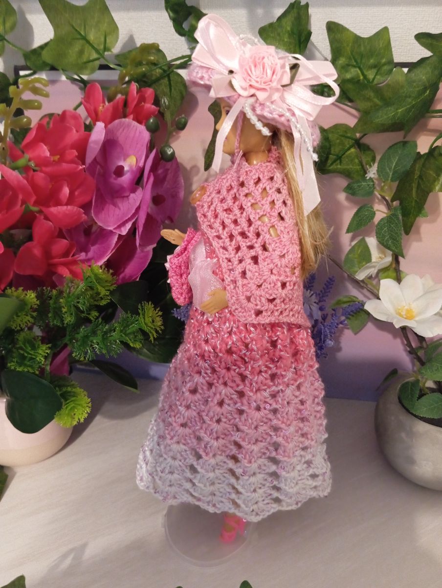 Robe longue rose dégradé pour poupée type Barbie