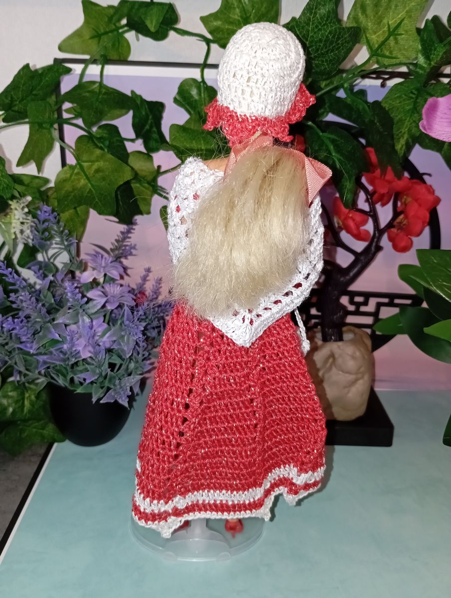 Robe blanc/rouge pour poupée type Barbie