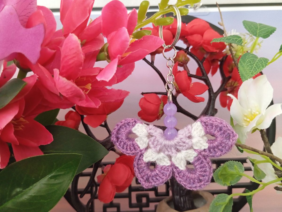 Porte clé papillon violet/blanc/lilas