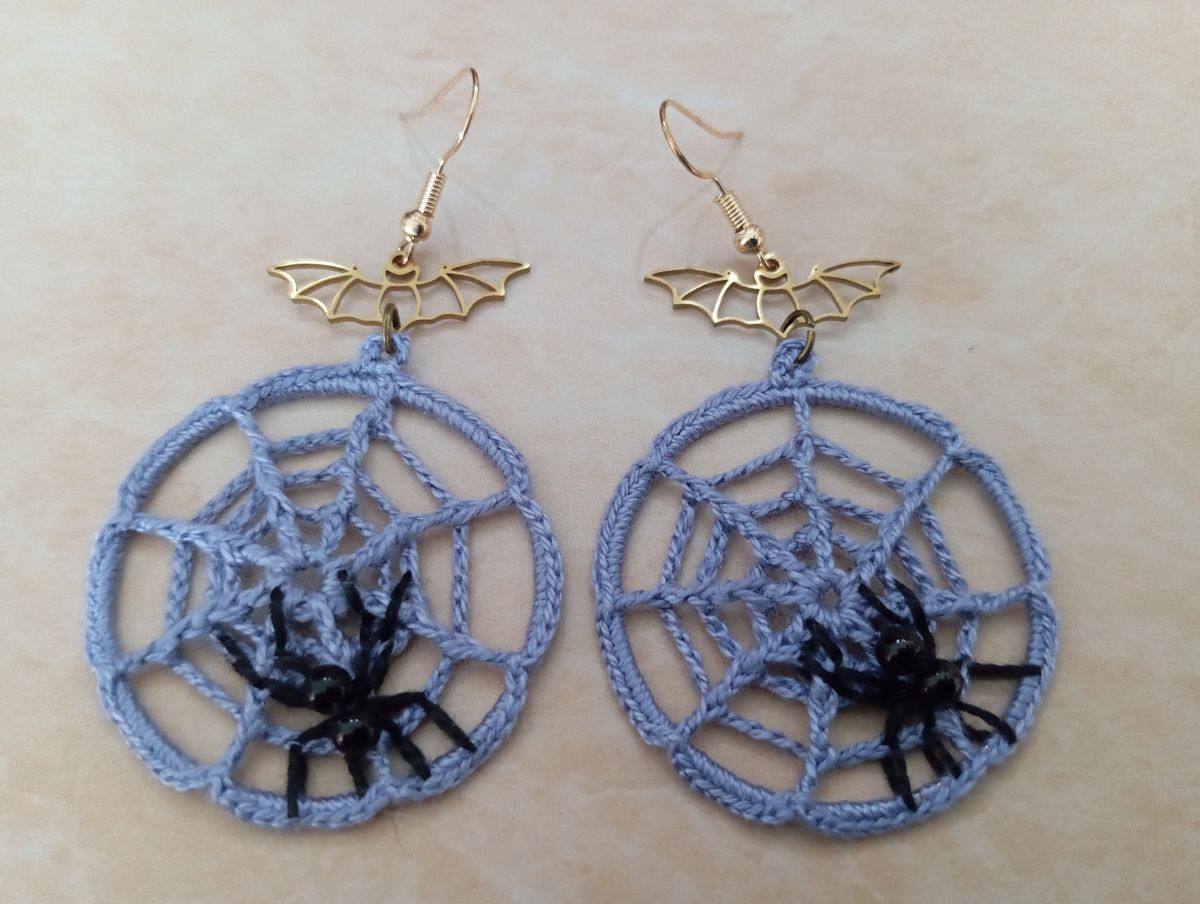 Boucle d'Oreille Halloween Toile d'araignée mauve