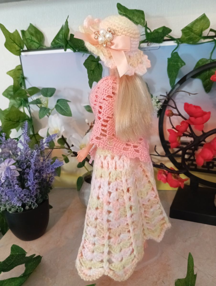 Robe longue rose/jaune/blanche pour poupée type Barbie