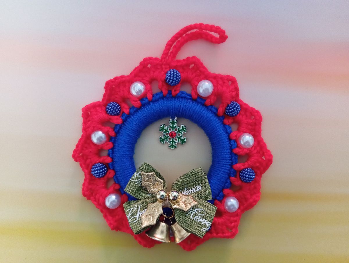 Petite couronne de Noël rouge/bleue