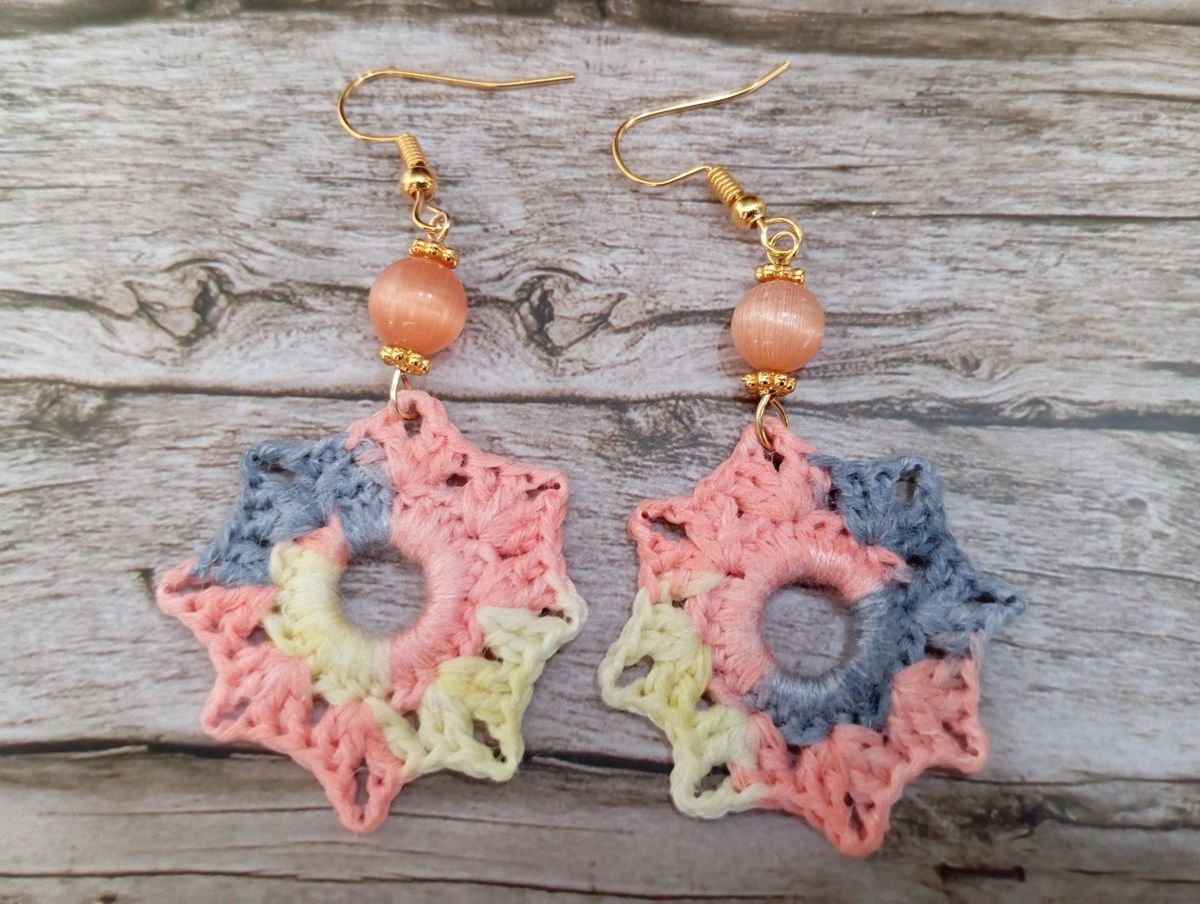 Boucle d'Oreille rose/grise/jaune