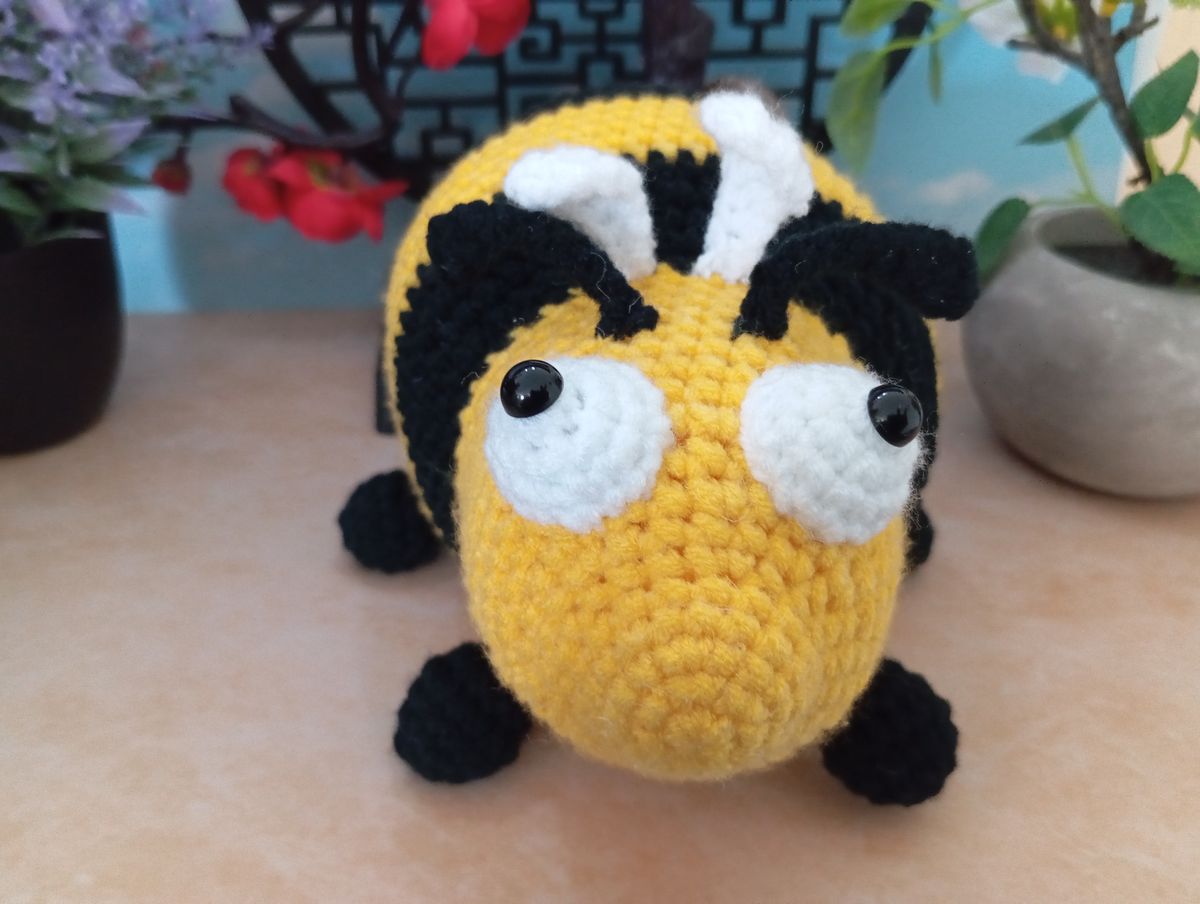 La petite abeille dodue