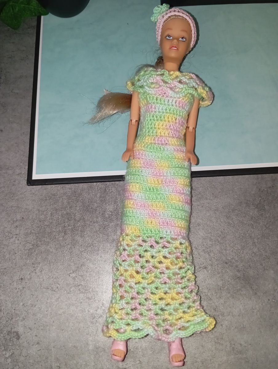 Robe longue pastel pour poupée type Barbie
