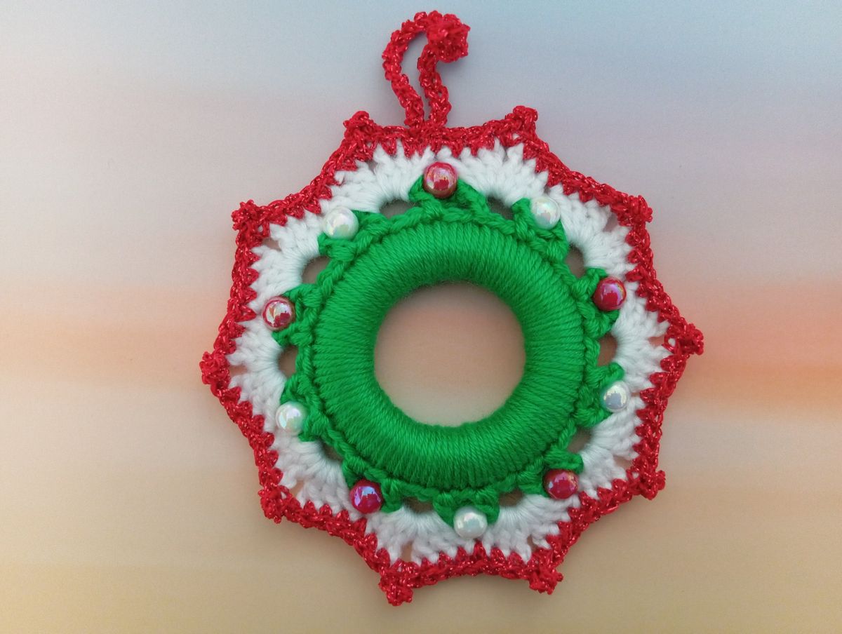 Petite couronne de Noël blanche/verte/rouge