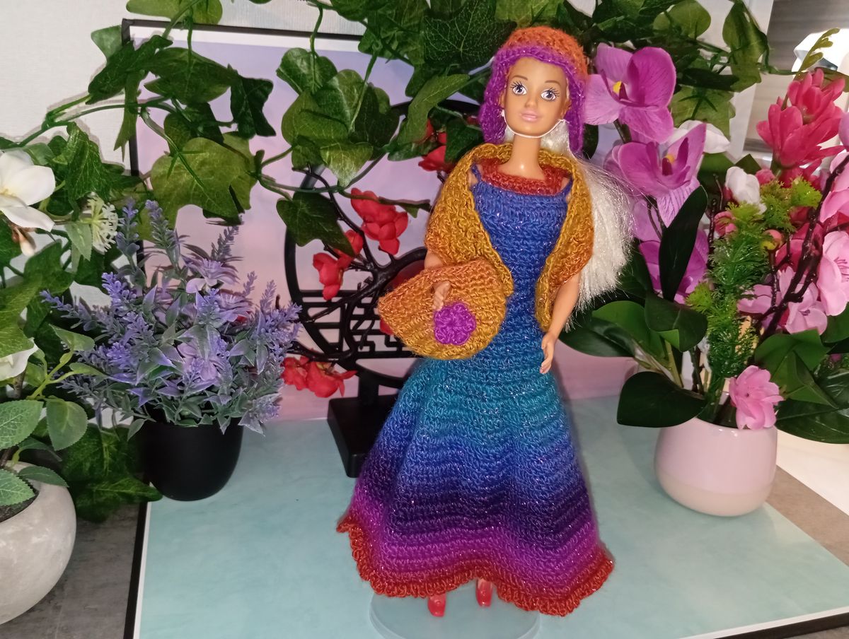 Robe bleu dégradé pour poupée type Barbie