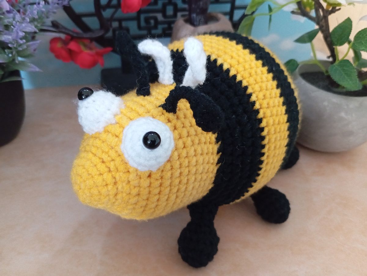La petite abeille dodue
