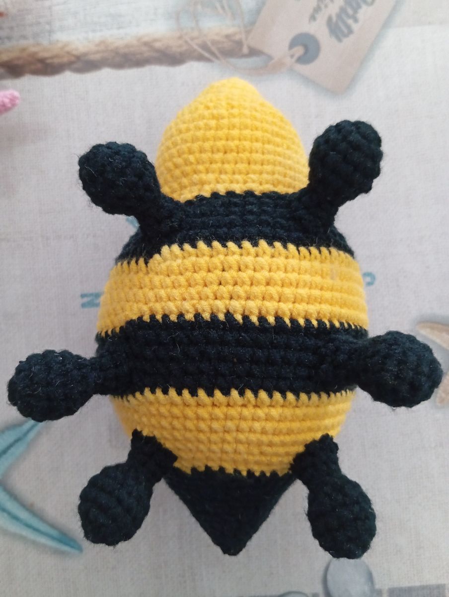 La petite abeille dodue