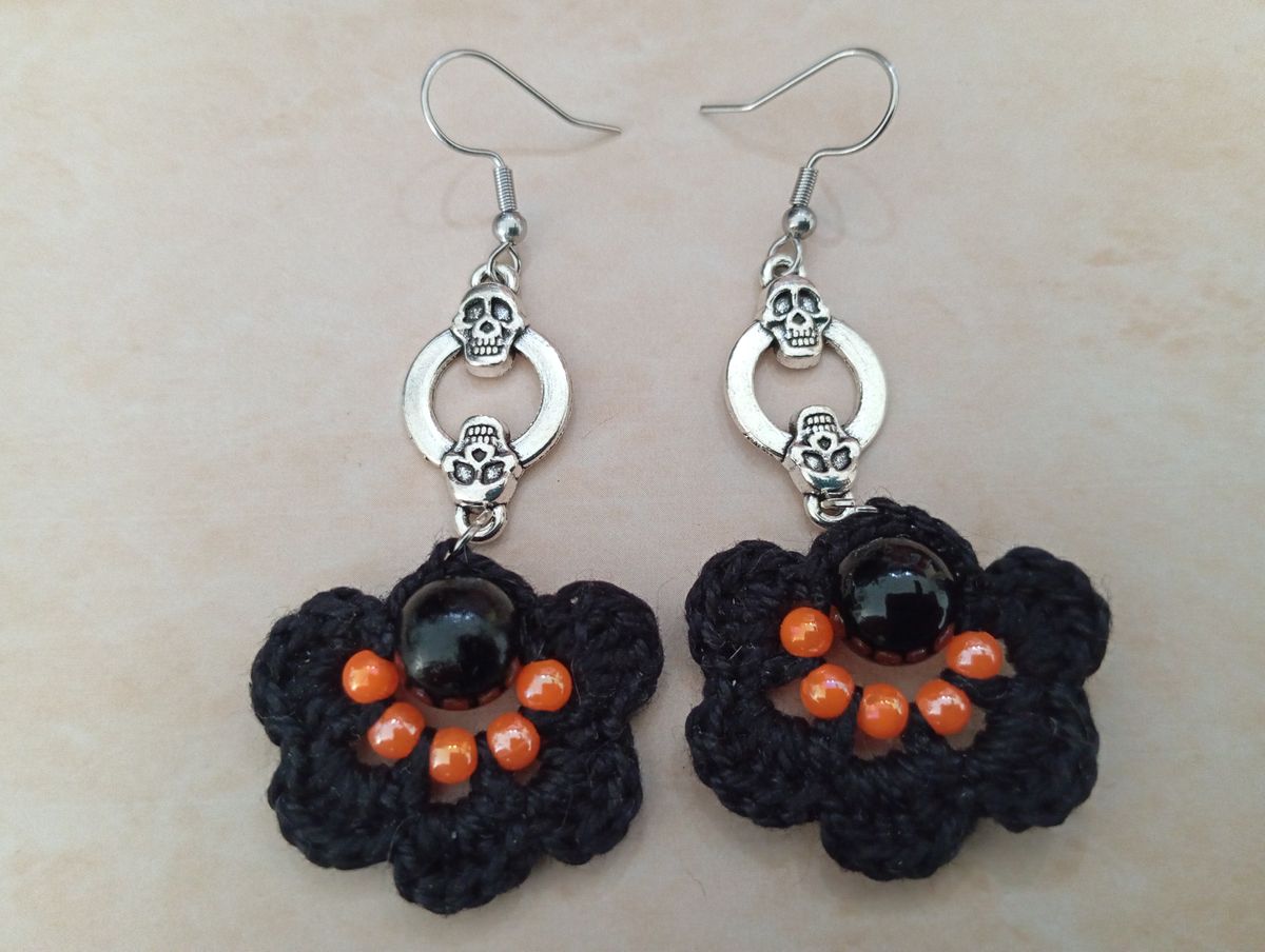 Boucle d'Oreille Halloween Noire avec perles