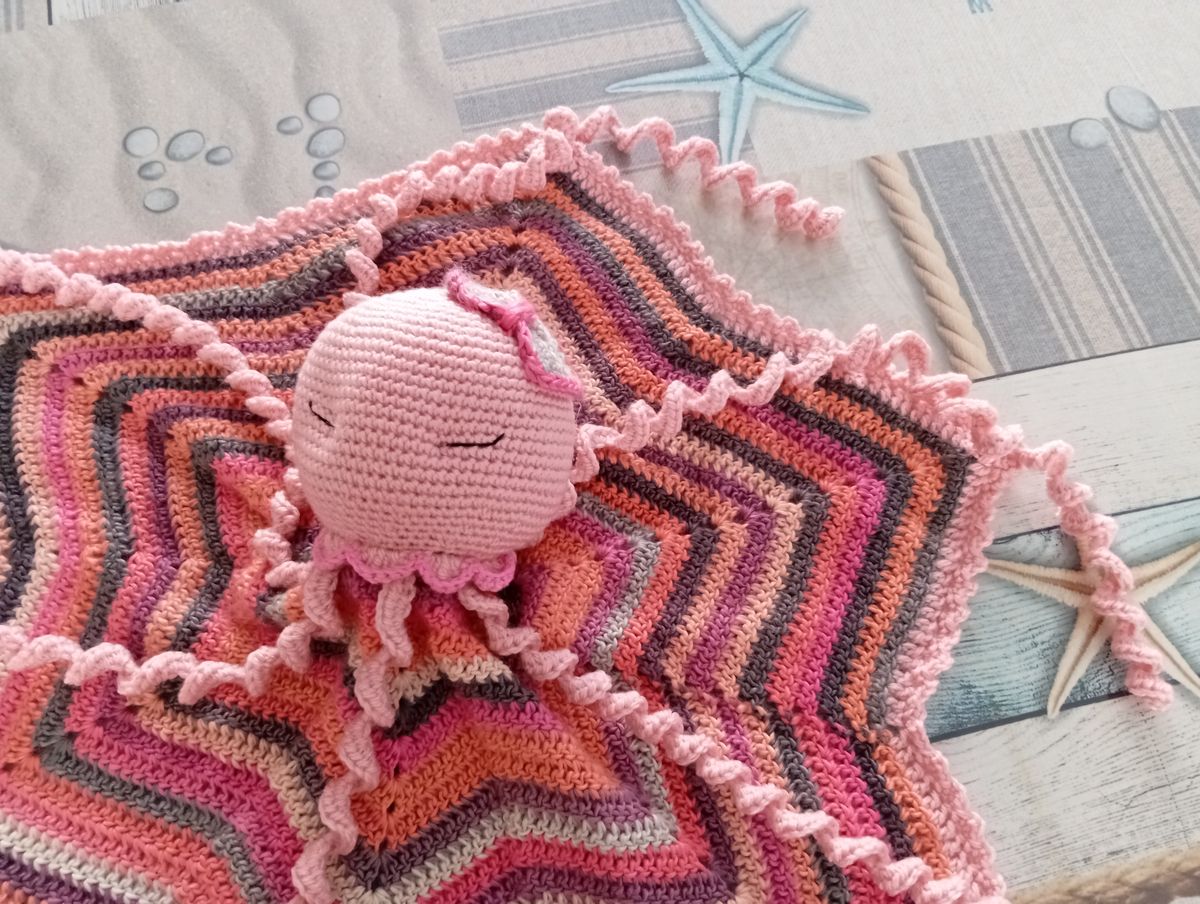 Doudou endormi Méduse
