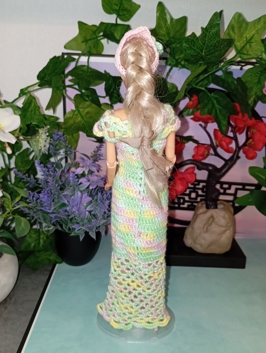 Robe longue pastel pour poupée type Barbie