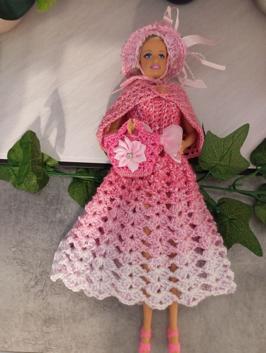 Robe longue rose dégradé pour poupée type Barbie