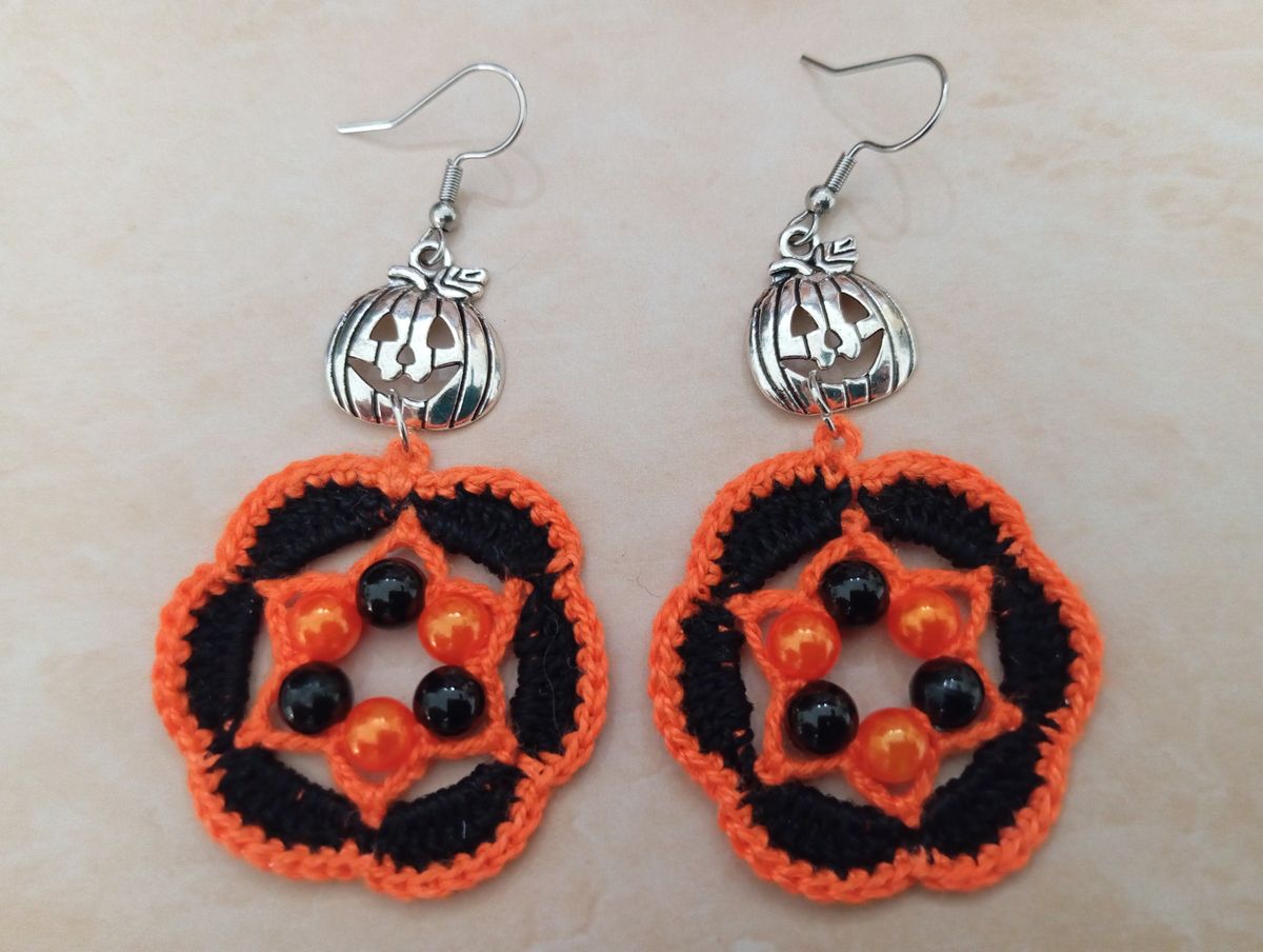 Boucle d'Oreille Halloween Noire/Orange avec perles