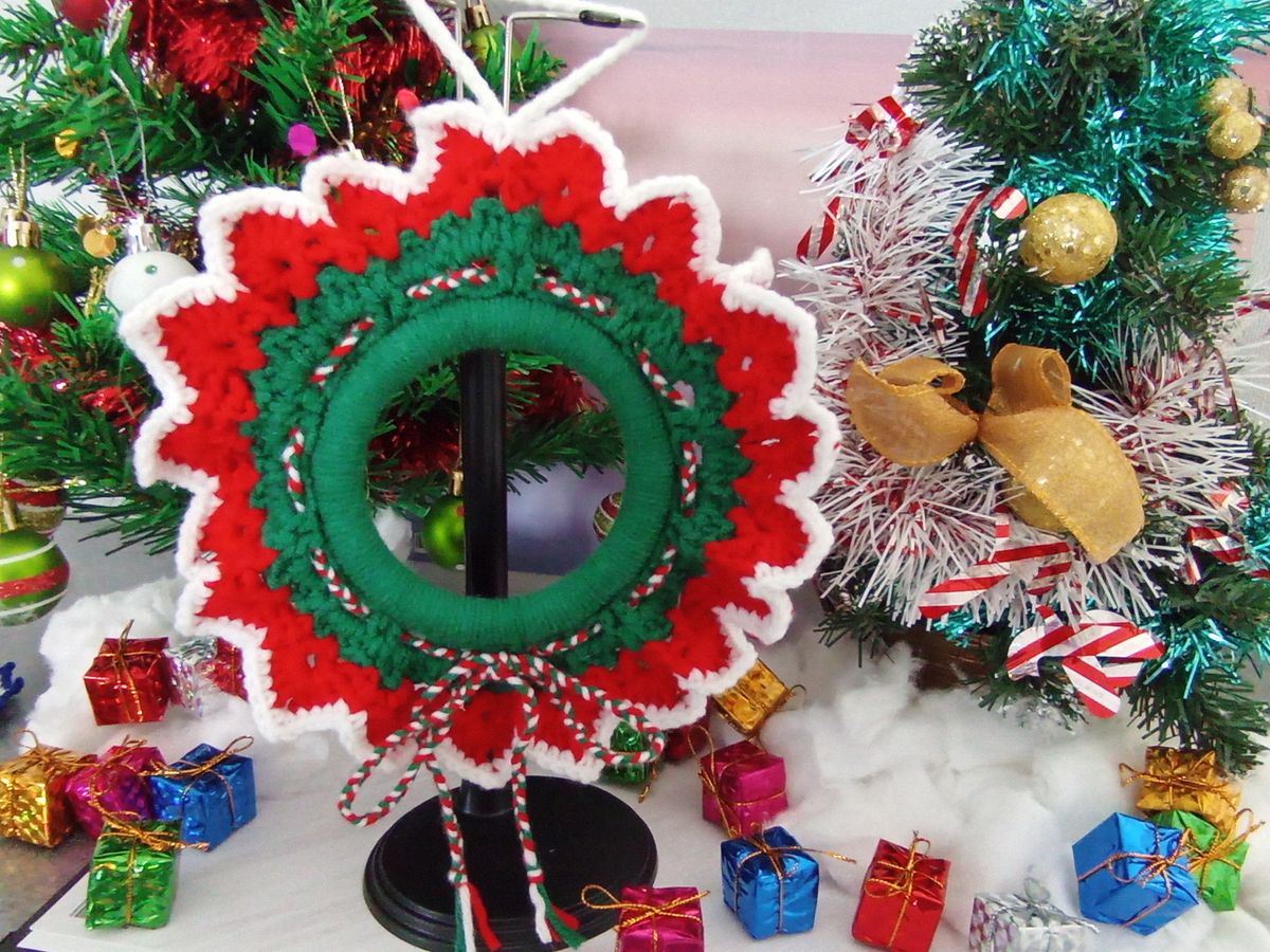 Grande couronne de Noël verte/rouge/blanche