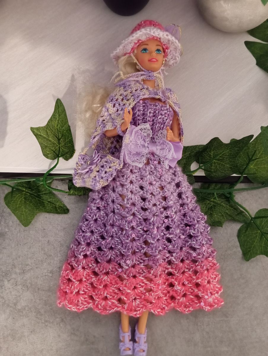 Robe mauve/rose pour poupée type Barbie