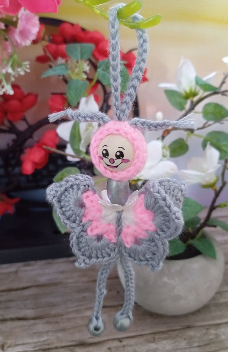 Petite fée porte-bonheur grise/rose