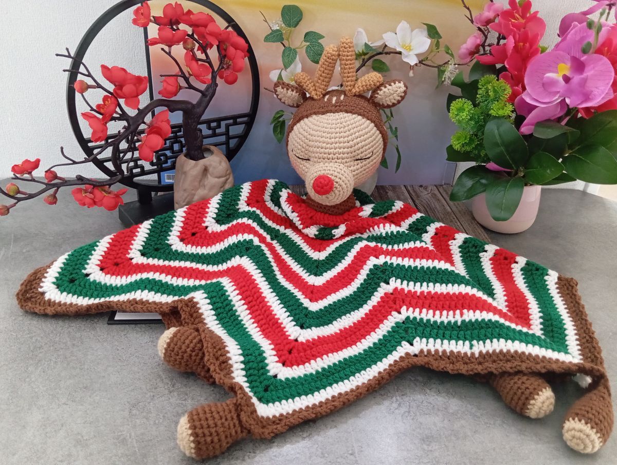 Doudou endormi Renne de Noël