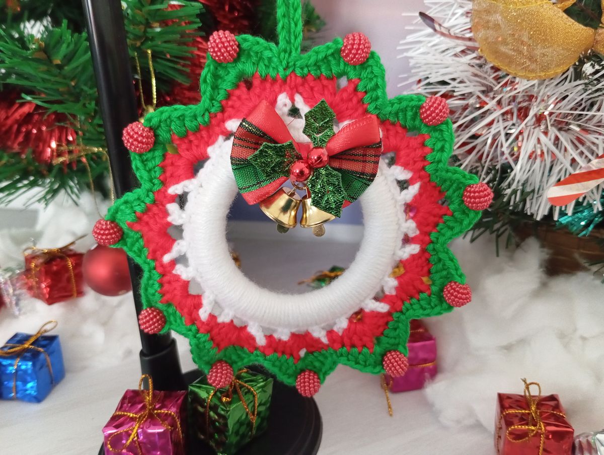 Petite couronne de Noël blanche/verte/rouge